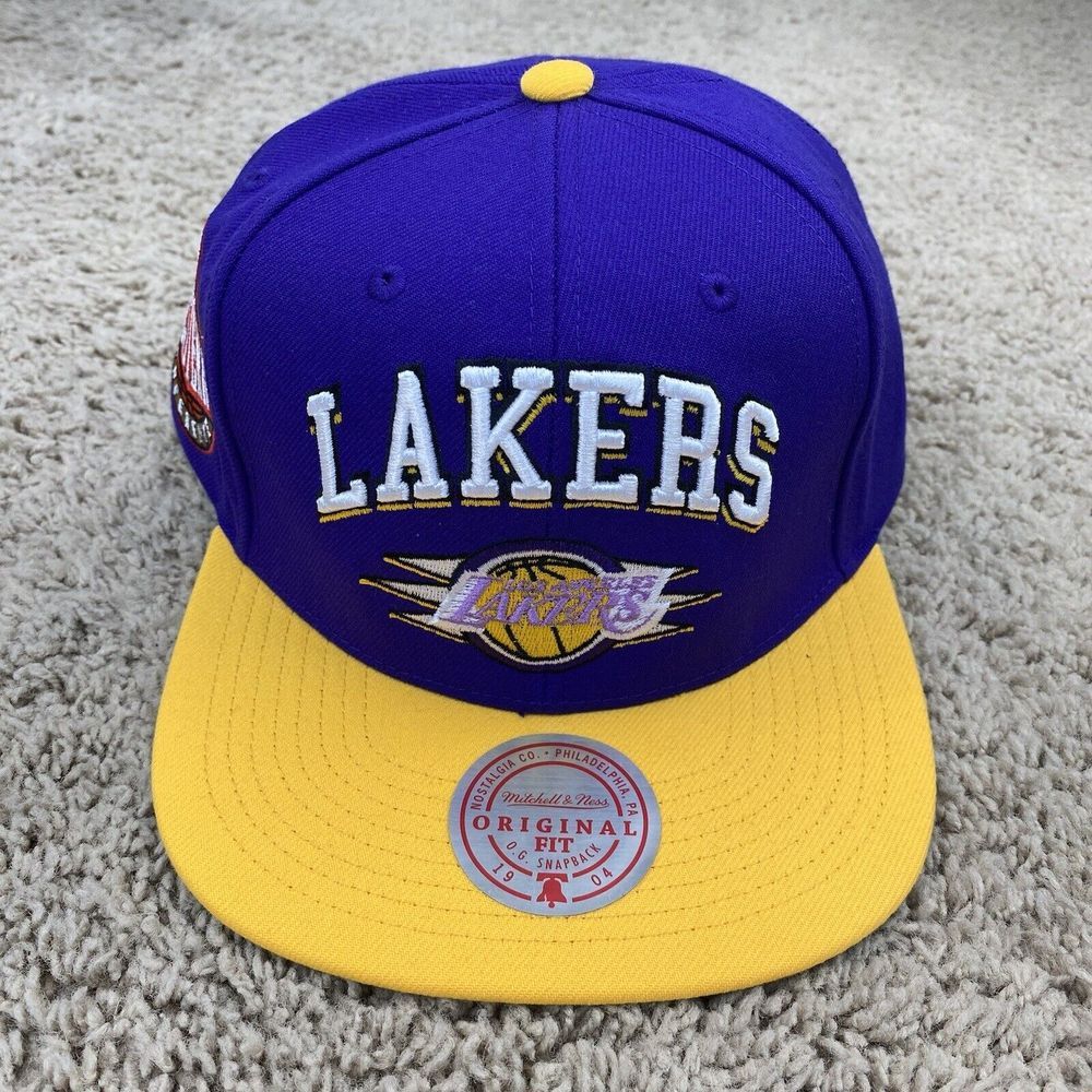 LA Lakers Hat Mitchell & Ness Snapback Purple Gold Arch Block Diamond Patch Cap - Picture 2 of 7
